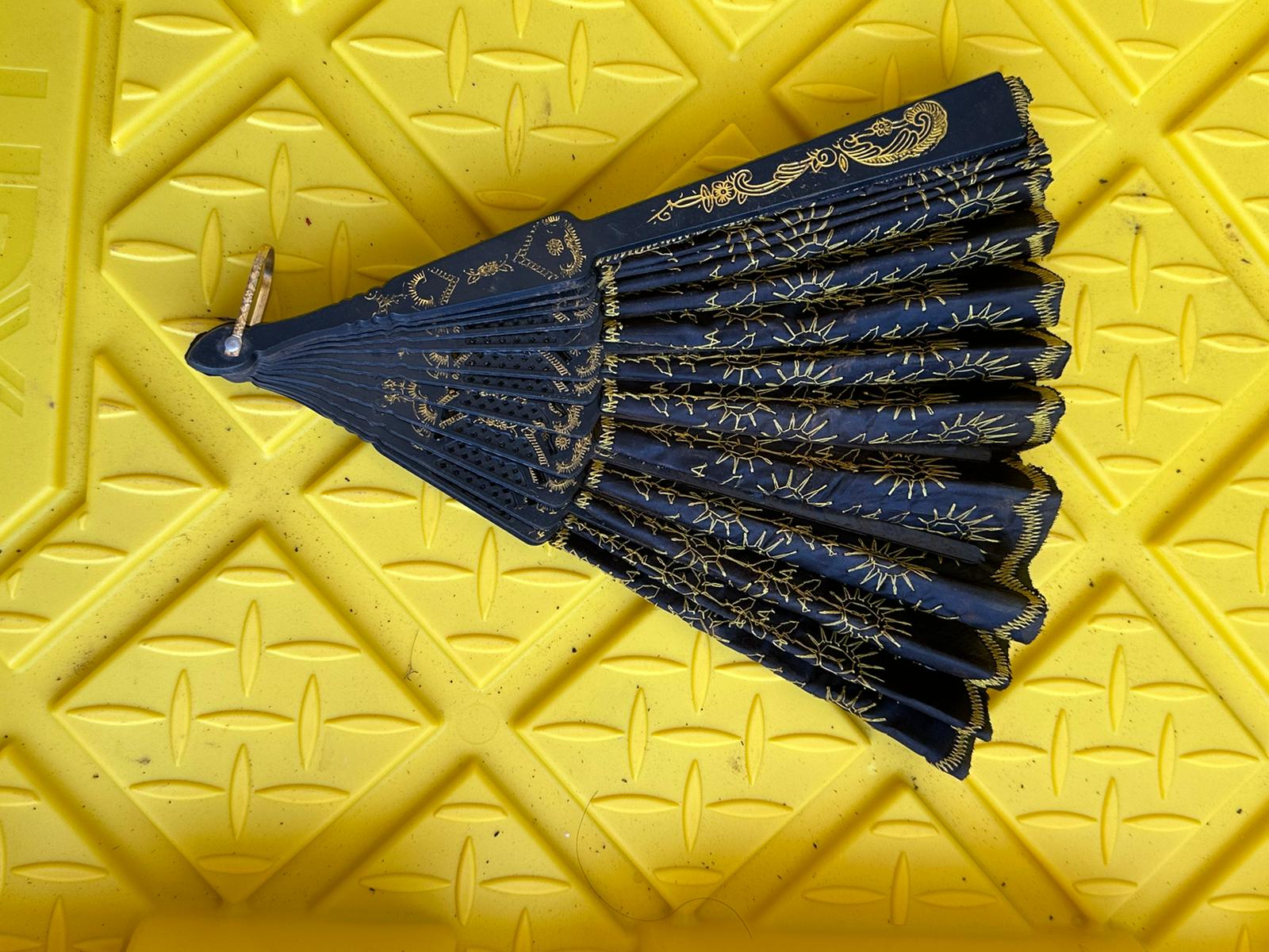 Upload Image(s) of item